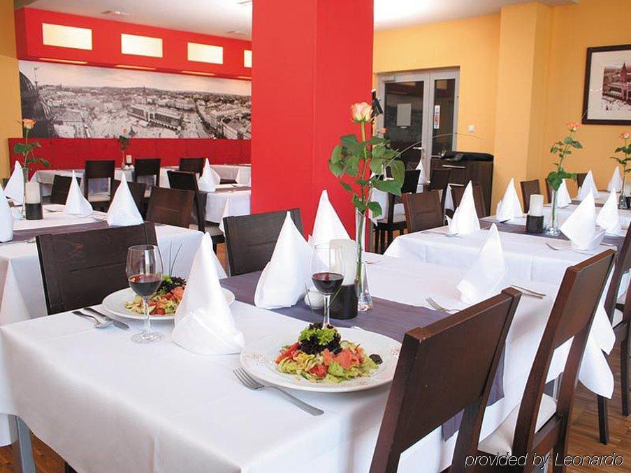 Wm Hotel System Sp. Z O.O. Krasków Restaurant bilde