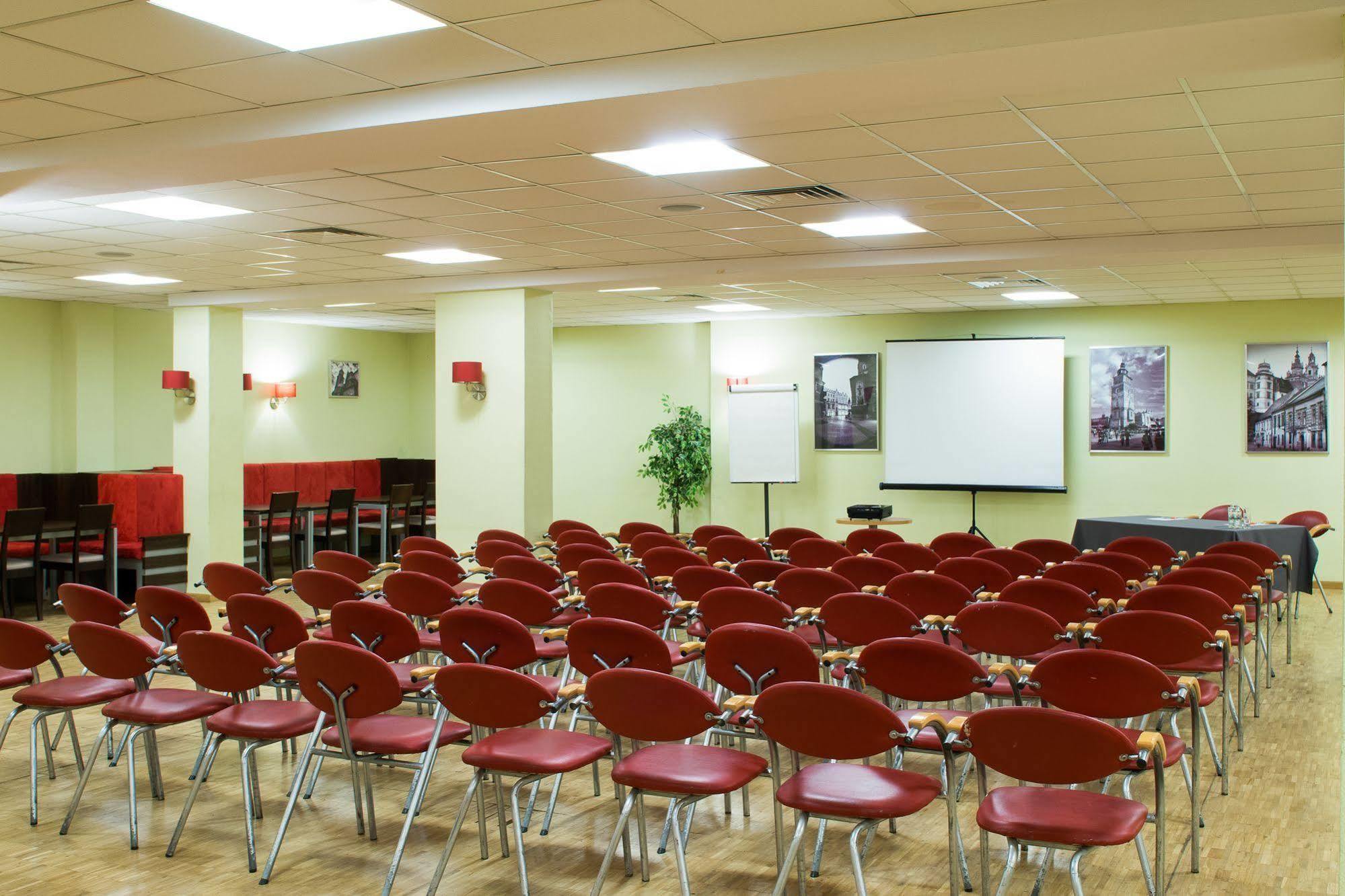 Wm Hotel System Sp. Z O.O. Krasków Business bilde